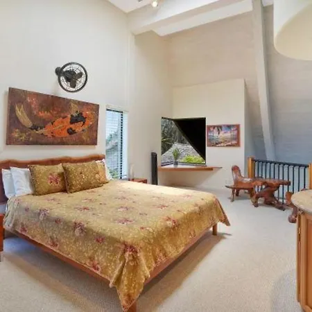 Luxury 2-Story Oceanfront Condo W/ Views & Pool Wailua  Exterior photo